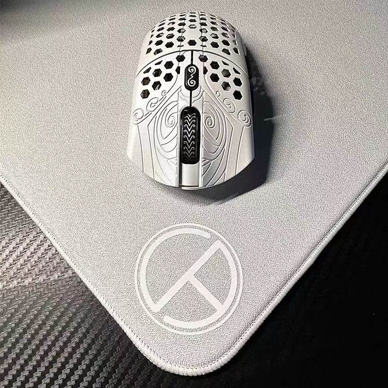 1 PC Meow Gaming Gear MGG Ultr - Esports Gaming Gear reseña y precio